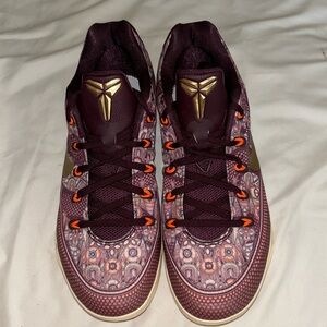 NIKE KOBE 9 EM LOW SILK